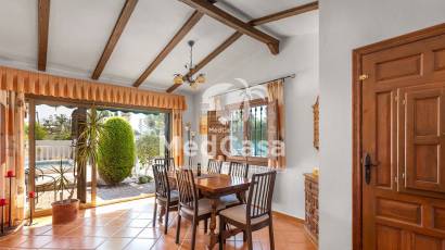 Wiederverkauf - Villa -
Orihuela Costa - Villamartín
