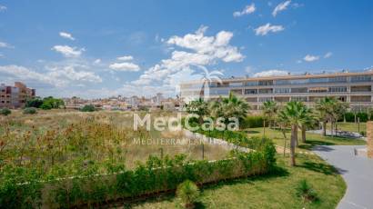 Resale - Apartment -
Orihuela Costa - Playa Flamenca
