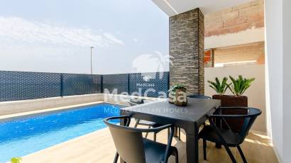 Obra nueva - Villa -
Golf Vistabella