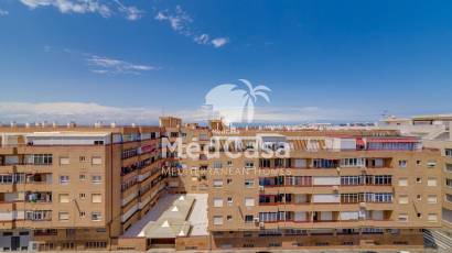 Wiederverkauf - Apartment -
Torrevieja - El Molino
