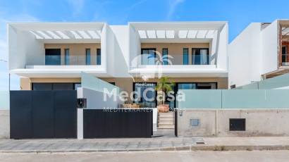 Obra nueva - Semi pareado -
Dolores