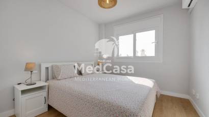 Resale - Apartment -
Orihuela Costa - Campoamor