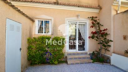 Resale - Townhouse -
Ciudad Quesada - Doña Pepa