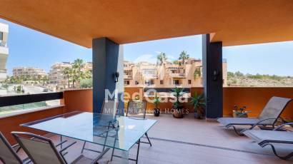 Resale - Apartment -
Orihuela Costa - Villamartín