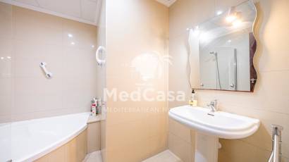 Resale - Townhouse -
Ciudad Quesada - Lo Marabú