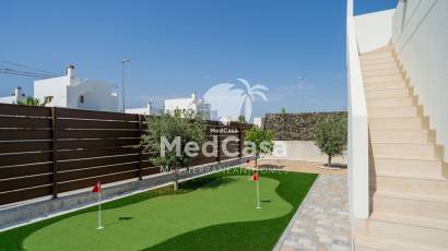 Obra nueva - Villa -
Golf Vistabella