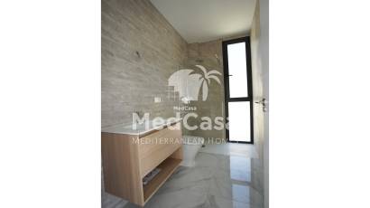 Obra nueva - Villa -
Polop de La Marina