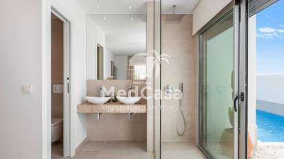 Obra nueva - Villa -
Los Alcázares