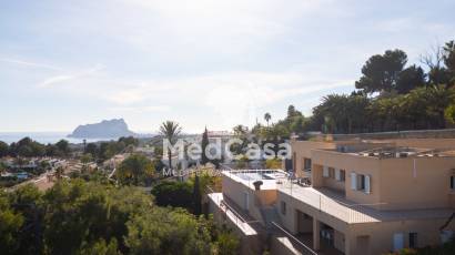 Resale - Villa -
Moraira - Benimeit