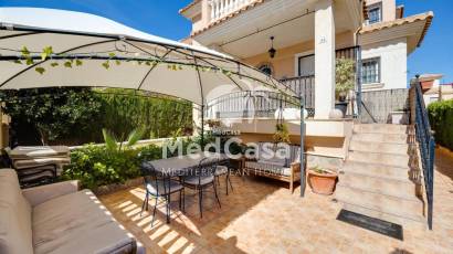 Segunda mano - Adosado -
Orihuela Costa - Los Altos