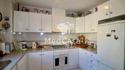Resale - Townhouse -
Ciudad Quesada - Doña Pepa