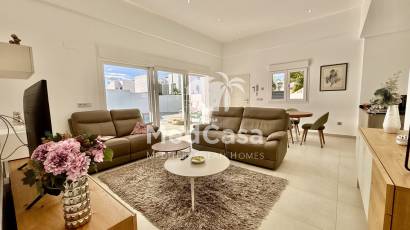 Neubau - Villa -
Benijofar