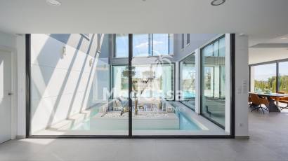 Neubau - Villa -
Golf Altaona