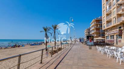 Resale - Apartment -
Guardamar del Segura - CENTRO