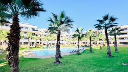 Resale - Apartment -
Orihuela Costa - Los Altos