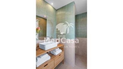 Neubau - Villa -
Golf La Finca
