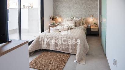 Neubau - Erdgeschosswohnung -
La Manga
