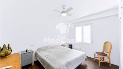 Resale - Apartment -
Guardamar del Segura - Center