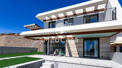 Obra nueva - Villa -
Polop de La Marina