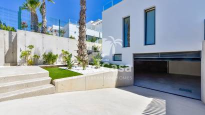 Obra nueva - Villa -
Finestrat