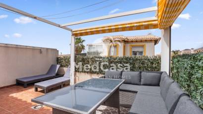 Resale - Townhouse -
Orihuela Costa - La Regia