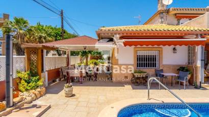 Wiederverkauf - Villa -
Orihuela Costa - Campoamor