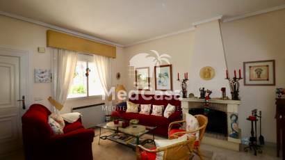 Resale - Townhouse -
Ciudad Quesada - Doña Pepa