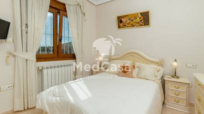 Resale - Villa -
Torrevieja - Los Balcones
