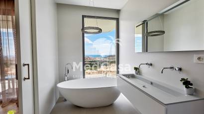 Obra nueva - Villa -
Finestrat