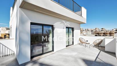 Obra nueva - Villa -
San Miguel de Salinas