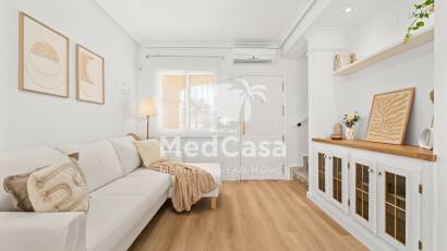 Resale - Townhouse -
Orihuela Costa - Las Filipinas