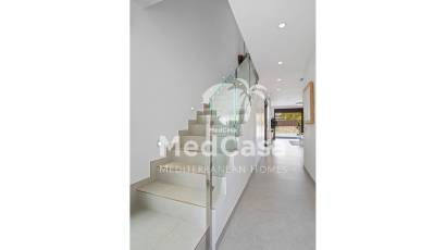 Neubau - Villa -
Mil Palmeras