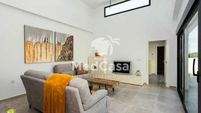 Neubau - Villa -
Daya Nueva
