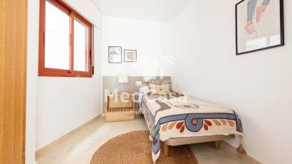 Neubau - Apartment -
Avileses - Jerónimo y Avileses