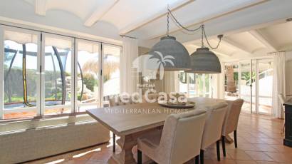 Resale - Villa -
Benissa - San Jaime