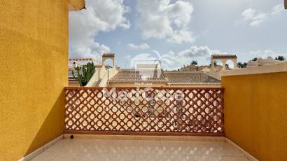 Resale - Townhouse -
Ciudad Quesada - Doña Pepa