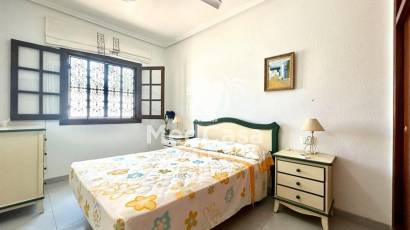 Segunda mano - Villa -
Orihuela Costa - La Zenia