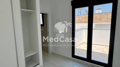 Obra nueva - Semi pareado -
Polop de La Marina