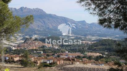 Obra nueva - Villa -
Polop de La Marina
