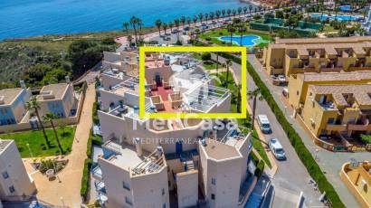 Resale - Apartment -
Orihuela Costa - Campoamor