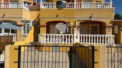 Resale - Townhouse -
Orihuela Costa - La Regia