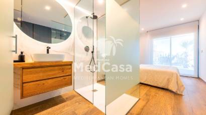 Obra nueva - Apartamento -
Benitachell