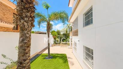 Wiederverkauf - Villa -
Dehesa de campoamor - Campoamor