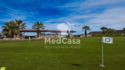 Obra nueva - Villa -
Golf Altaona