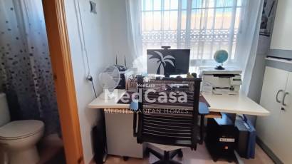 Resale - Townhouse -
Guardamar del Segura - Urbanizaciones