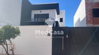 Obra nueva - Villa -
Las Heredades