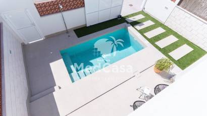 Obra nueva - Villa -
Pilar de la Horadada