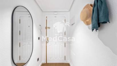 Segunda mano - Apartamento -
Orihuela Costa - La Florida