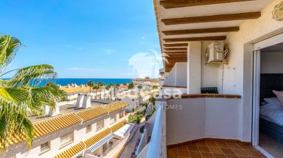 Resale - Townhouse -
Orihuela Costa - Campoamor