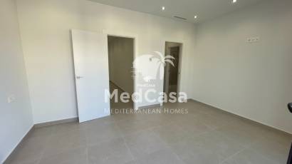 Obra nueva - Villa -
Las Heredades